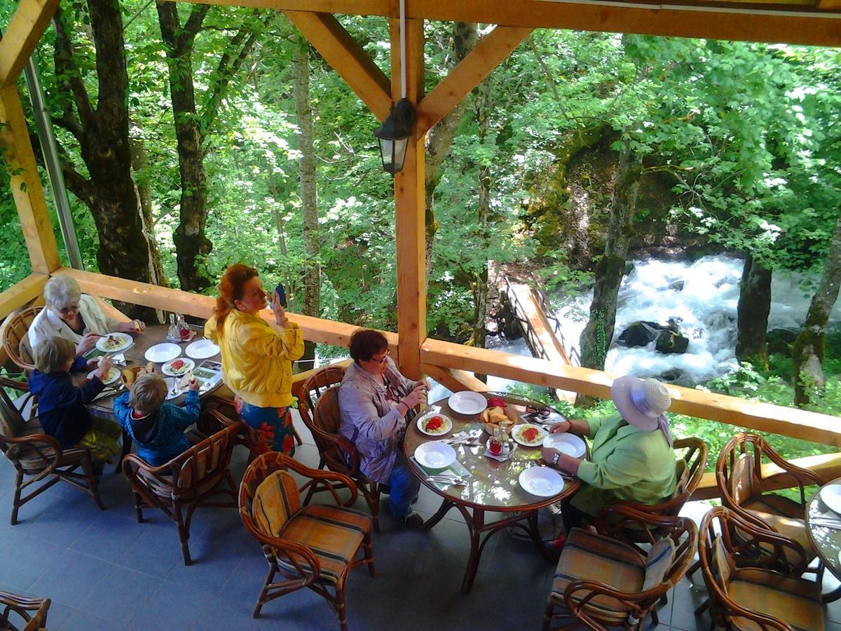 Hotel Ravnjak Dobrilovina Экстерьер фото